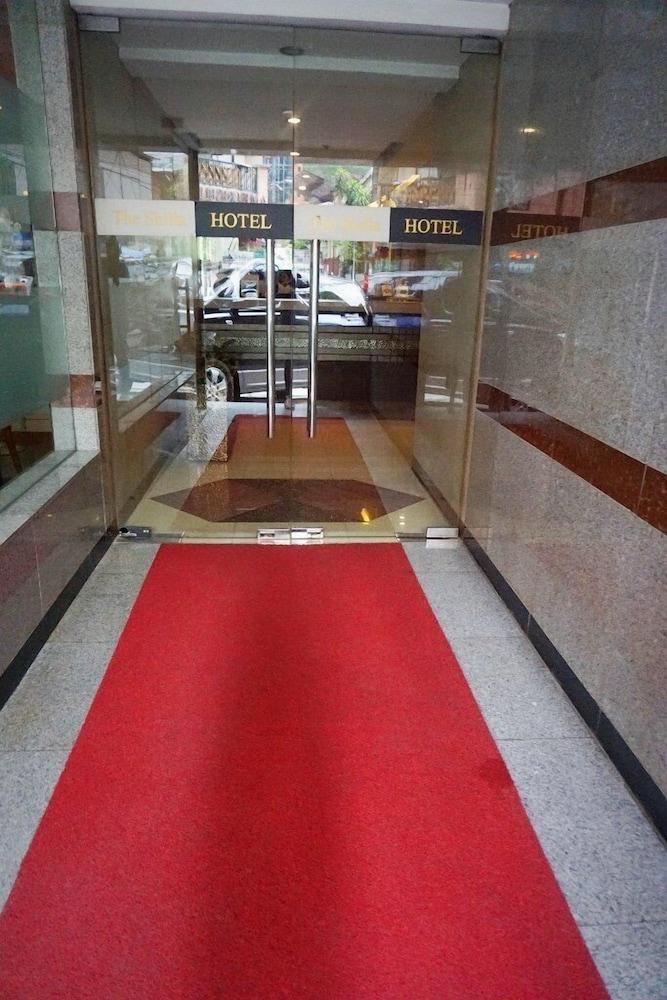 The Shila Philla Hotel Makati City ภายนอก รูปภาพ